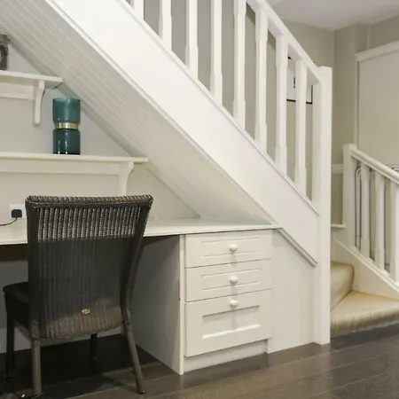 Holiday home Direct Waterfront City 2 Bedroom House